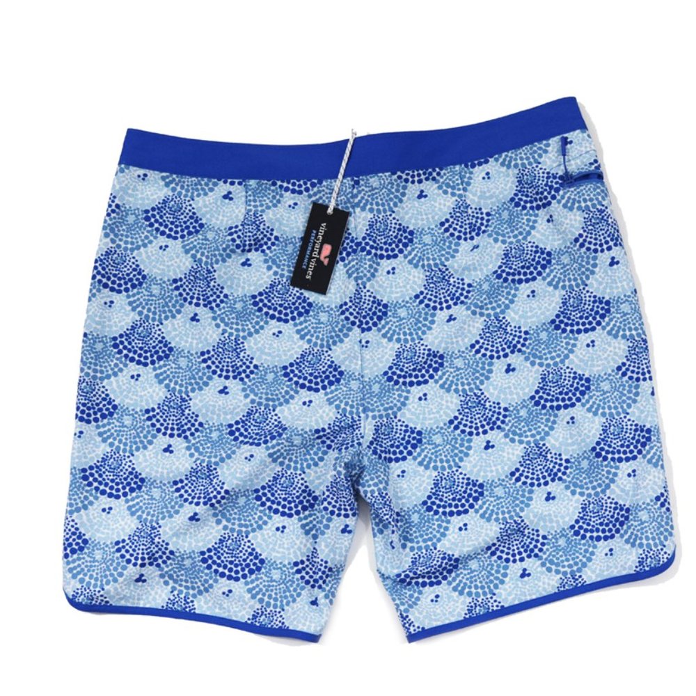 Vineyard Vines size 42 Dots shells Jake Blue new